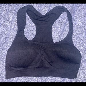 BLACK SPORTS BRA